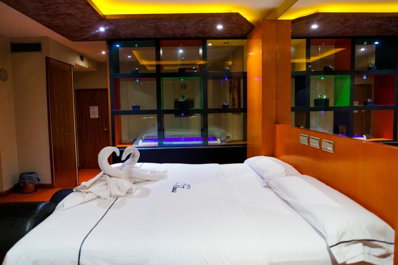 Motel Venus Valladolid Villanubla Buitenkant foto