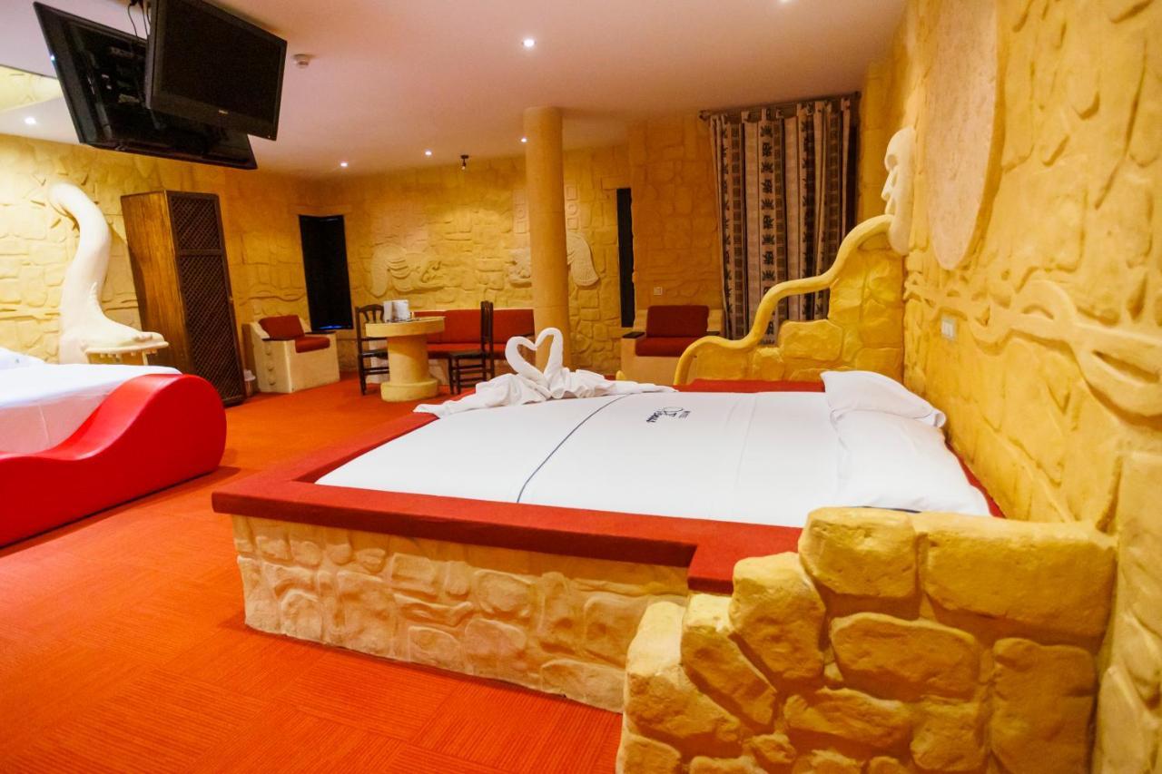 Motel Venus Valladolid Villanubla Buitenkant foto